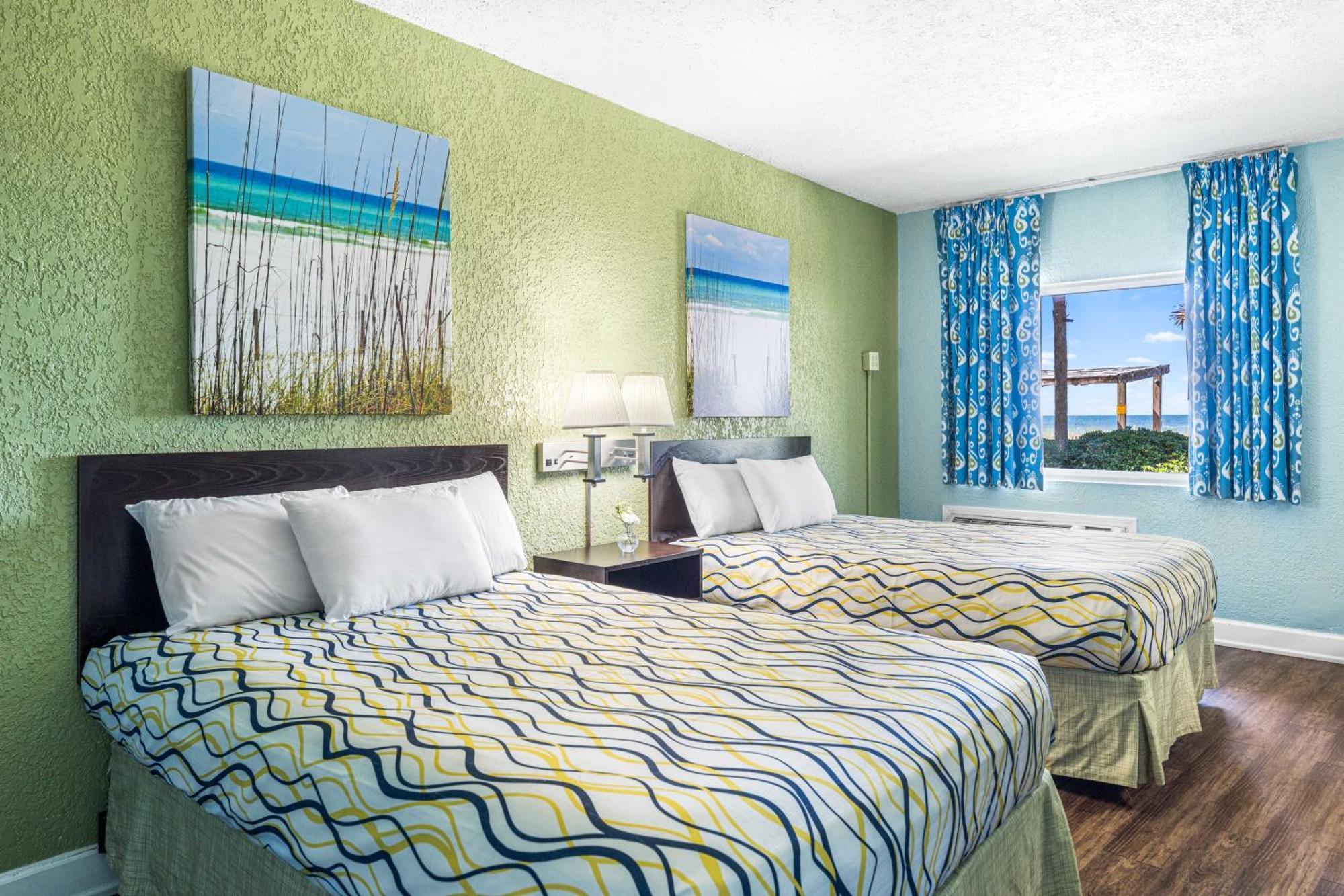 Boardwalk Beach Hotel Panama City Beach Room photo